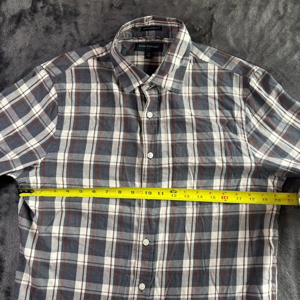 Banana Republic Mens Gray Brown Plaid Untucked Fit Button Down Shirt Medium
